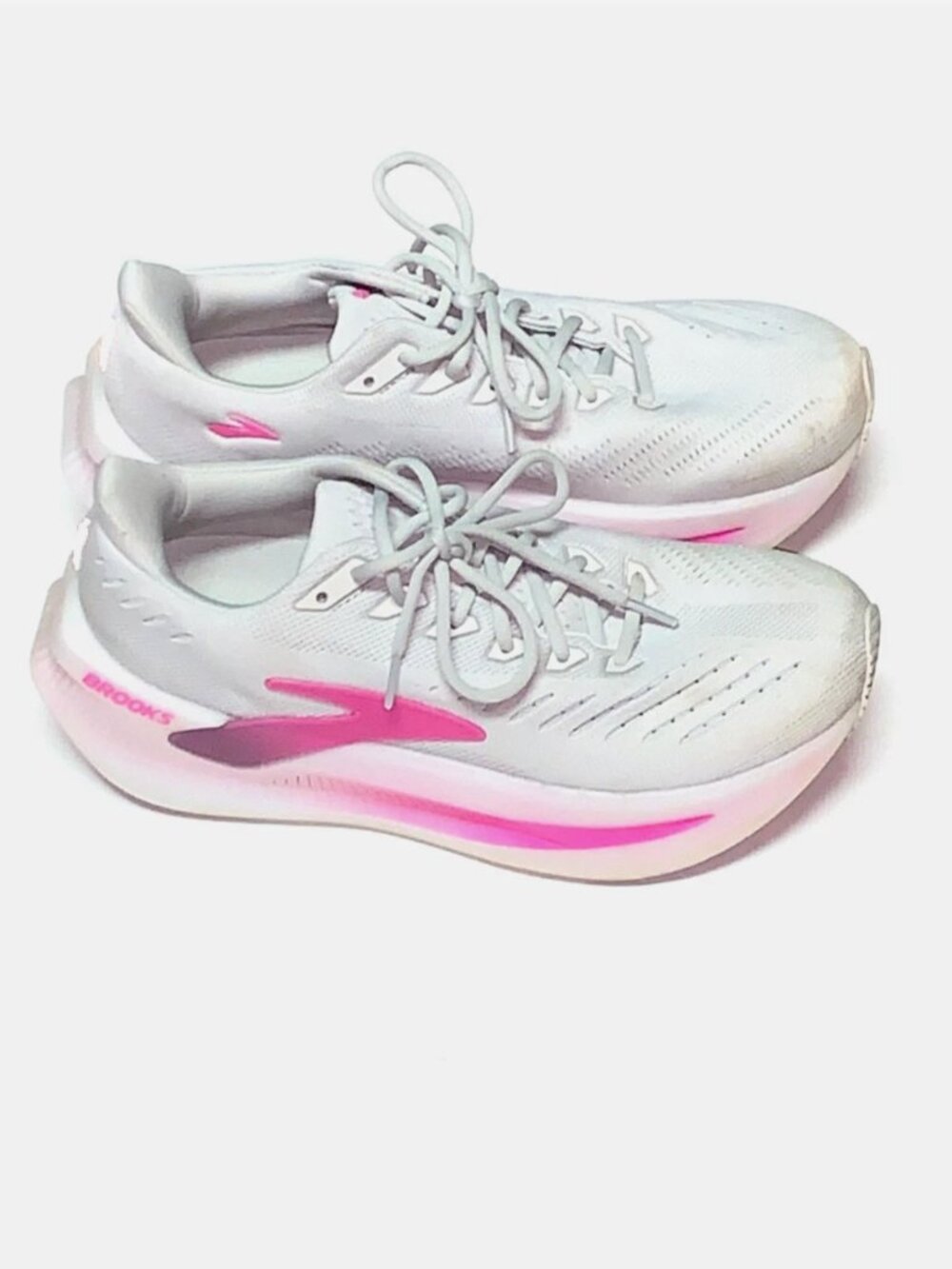 Brooks Glycerin Max 2 Grey Pink White Running Shoes Women’s Size 11